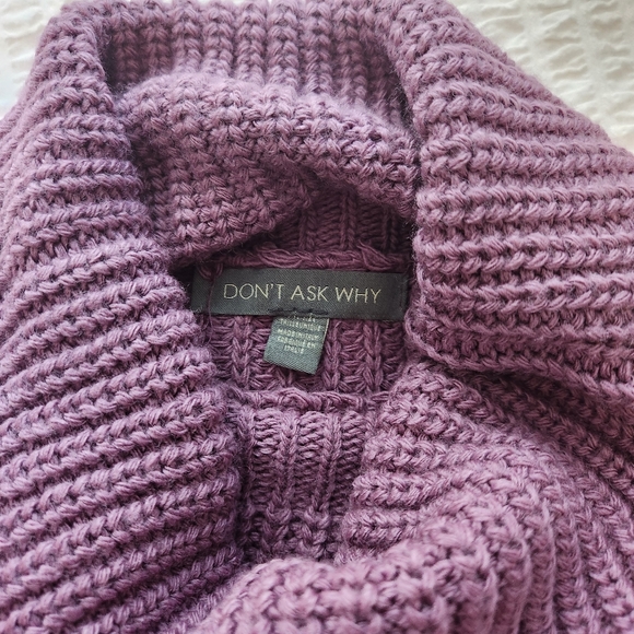 Mauve Knit Turtleneck Sweater One Size - Picture 4 of 9